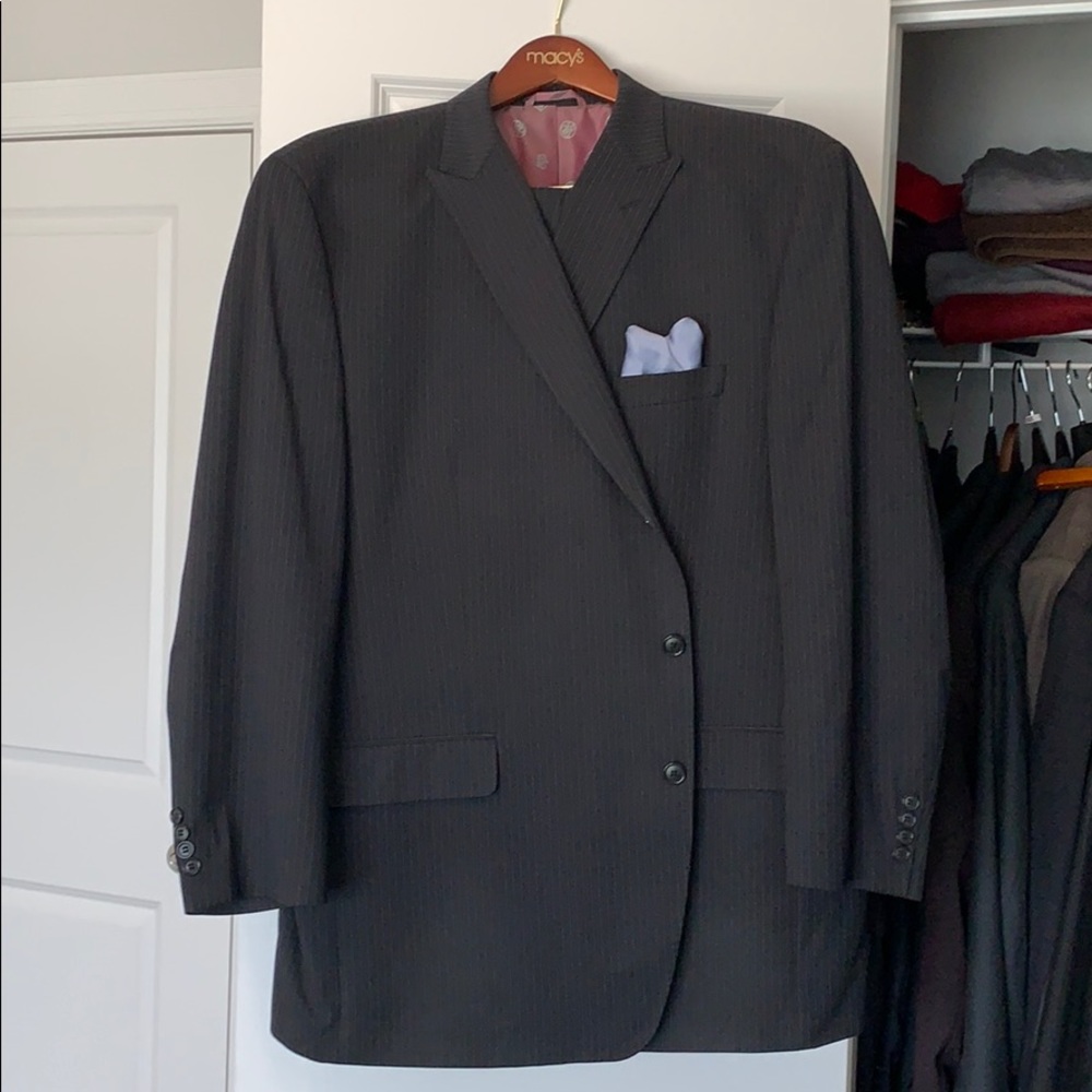 Men’s Suit